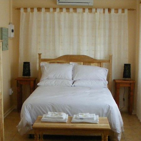 Die Katte Guest House Cottages- Vosburg Εξωτερικό φωτογραφία